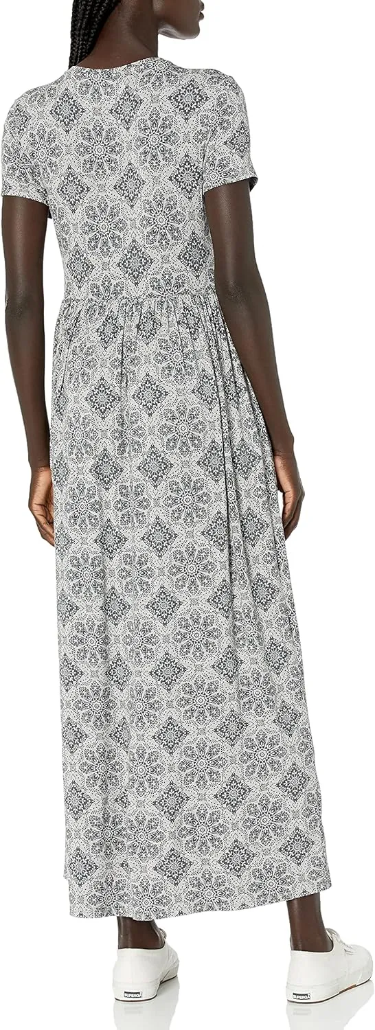 Amazon Essentials Women's Short-Sleeve Waisted Maxi Dress (Available in Plus Size)