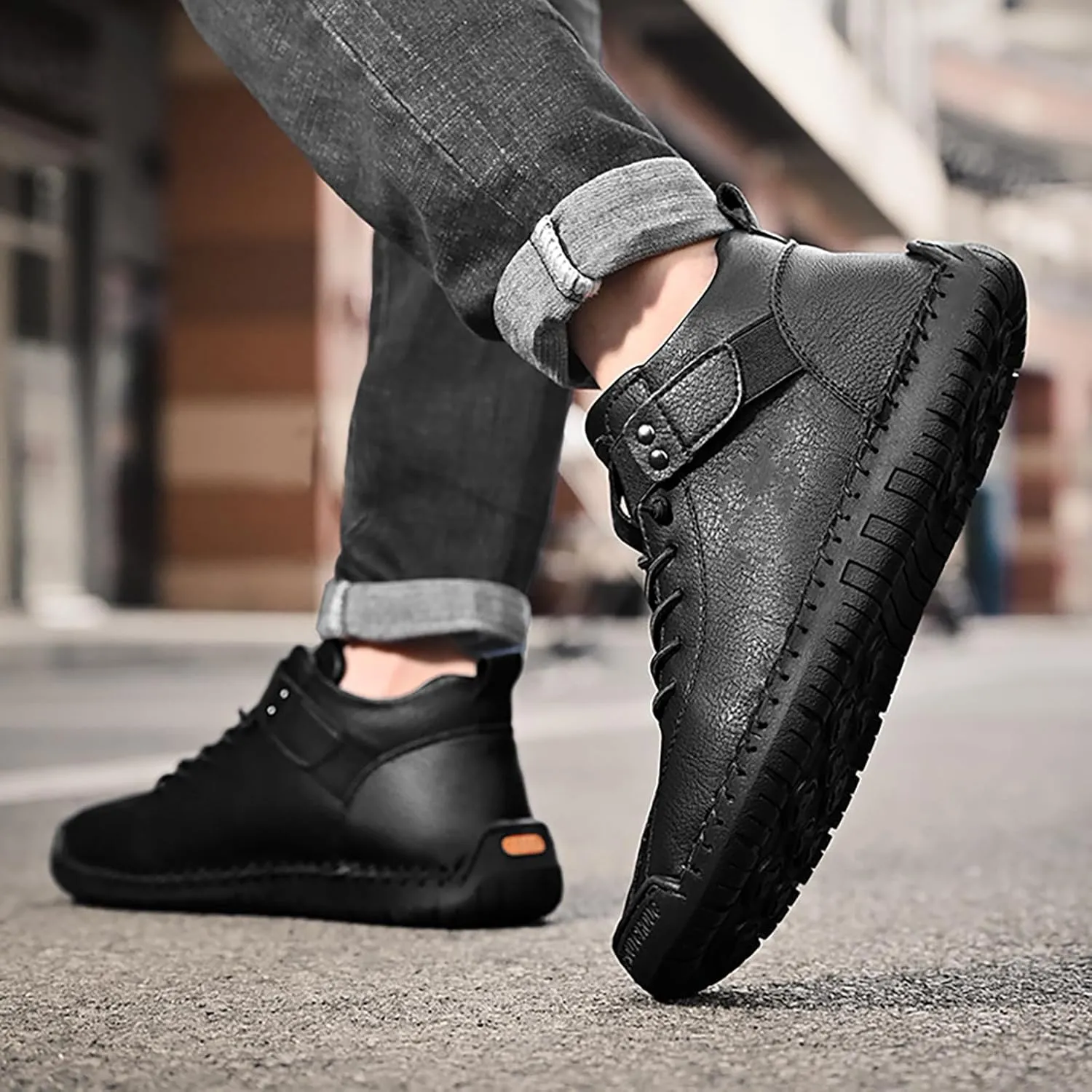 Mens High Top Sneakers Solid Color Lace-up Casual Breathable Soft Walking Running Shoes Comfortable Tennis Shoes Flat Bottom Non Slip Summer Spring Mens Shoe