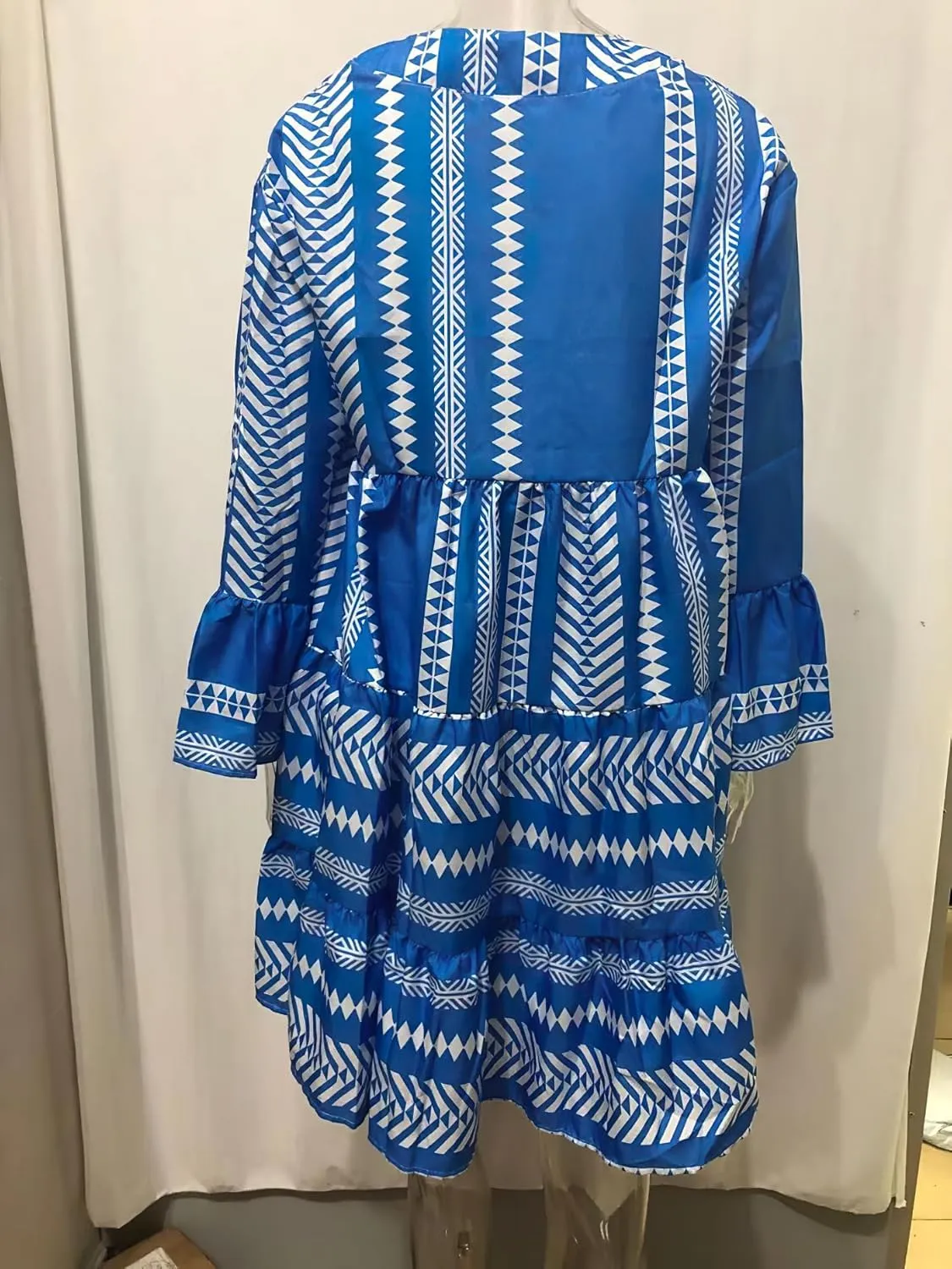 TIAFORD Women's V Neck Bell Sleeve Boho Dresses Casual Summer Floral Print Shift Tunic Dresses for Women