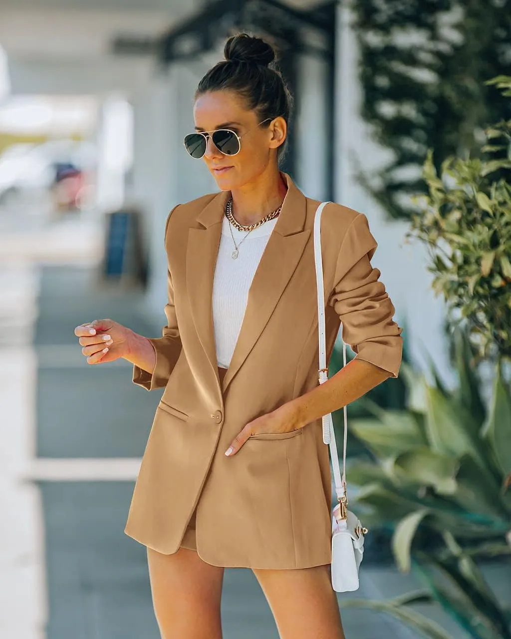 Women's 2 Piece Open Front Long Sleeve Blazer and Solid Short Pants Suit Sets